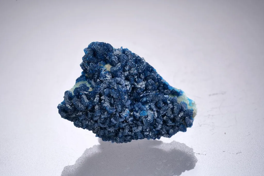 Veszelyite image