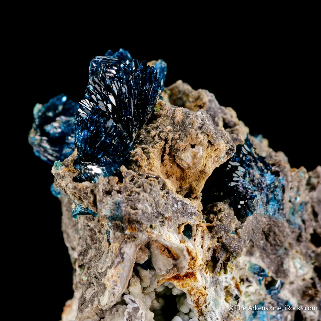 Veszelyite image