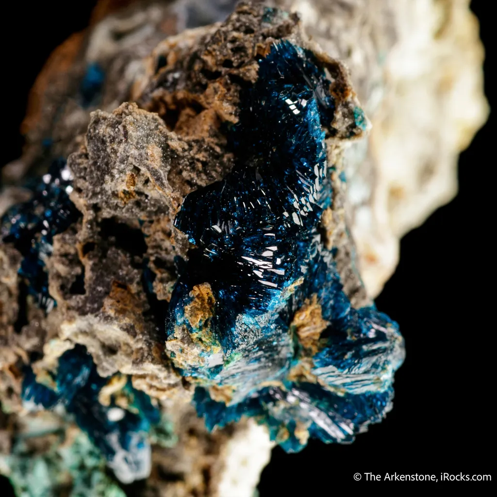 Veszelyite - image 3