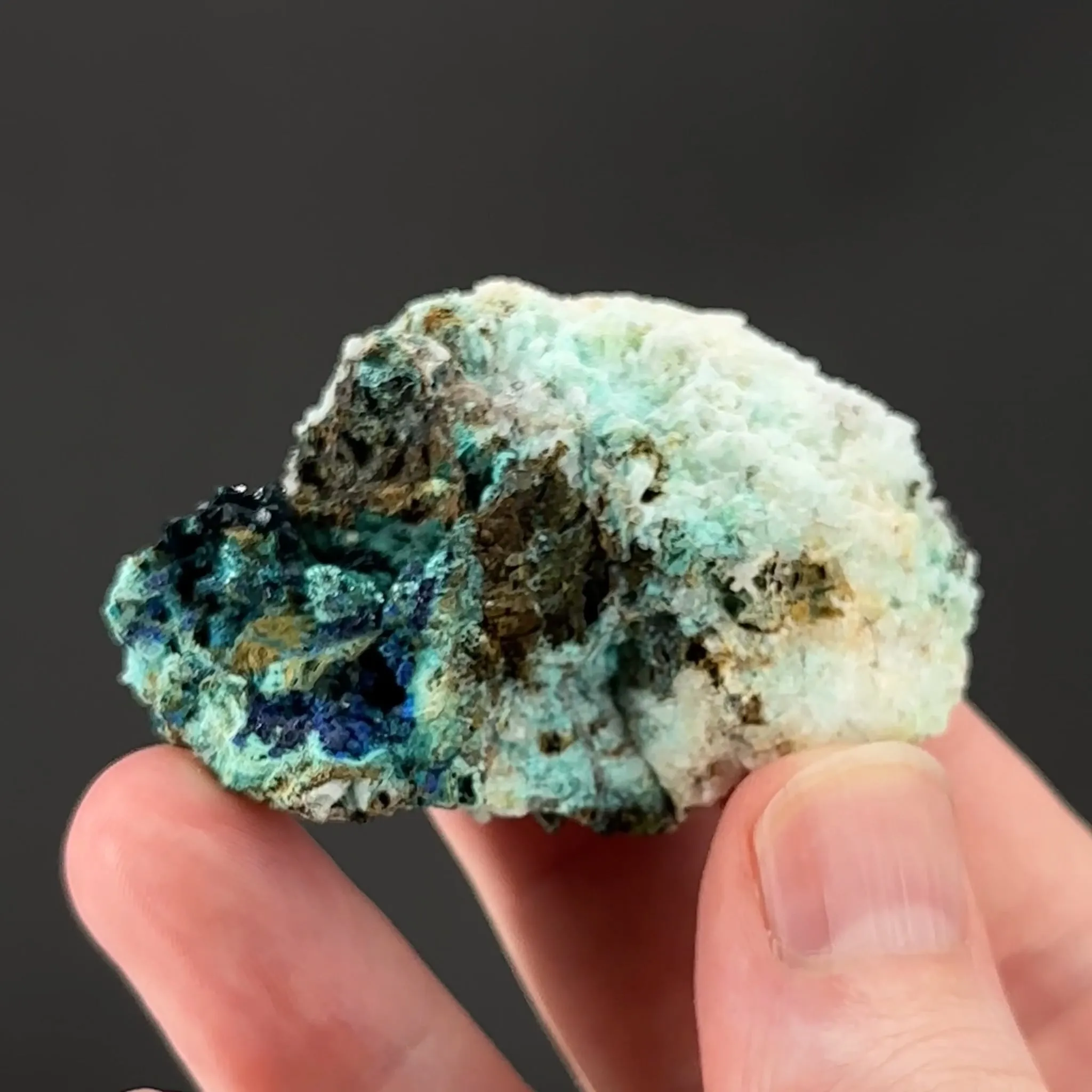 Veszelyite, Cuprodongchuanite, Azurite - image 2