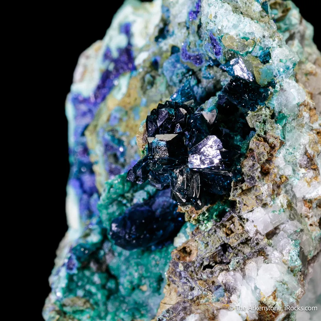 Veszelyite, Cuprodongchuanite, Azurite - image 4