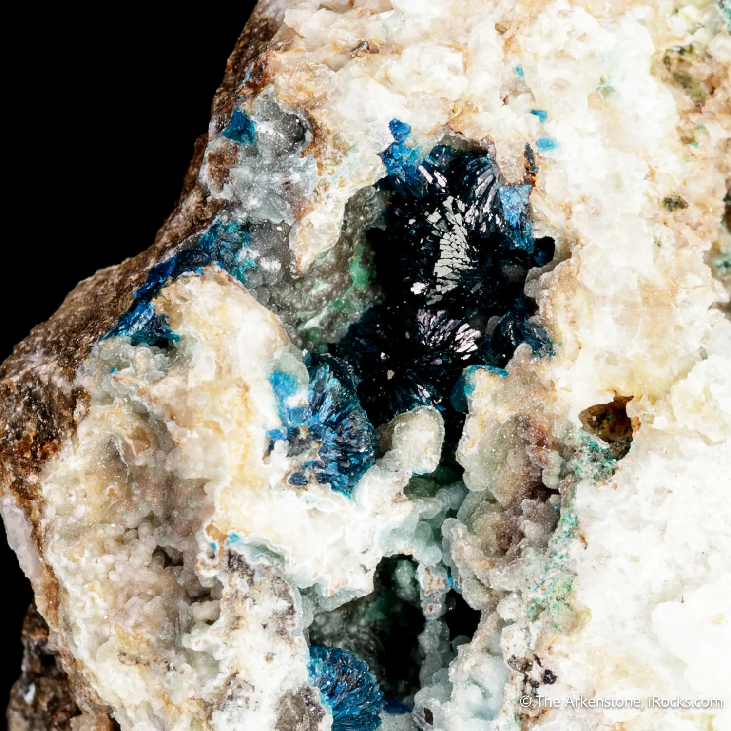 Veszelyite, Cuprodongchuanite, Molybdenite - image 4