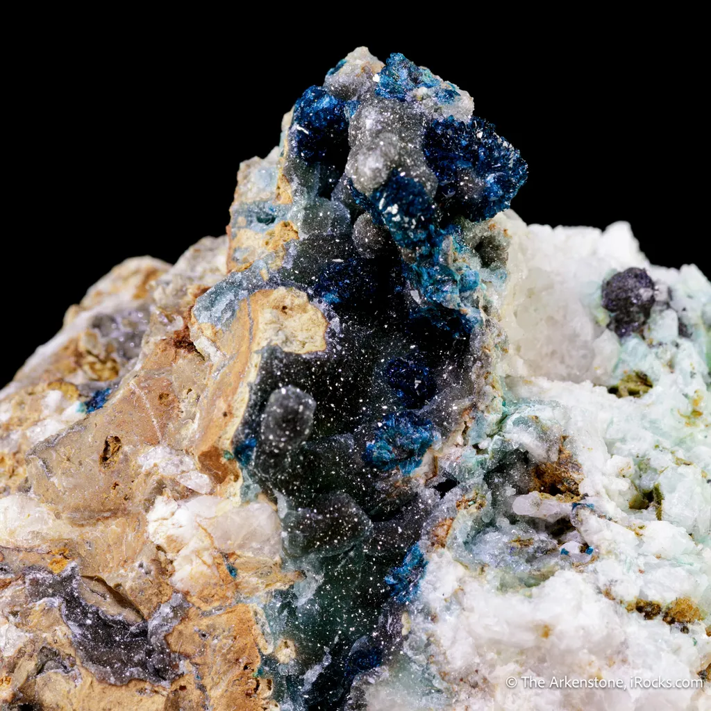 Veszelyite, Dongchuanite image