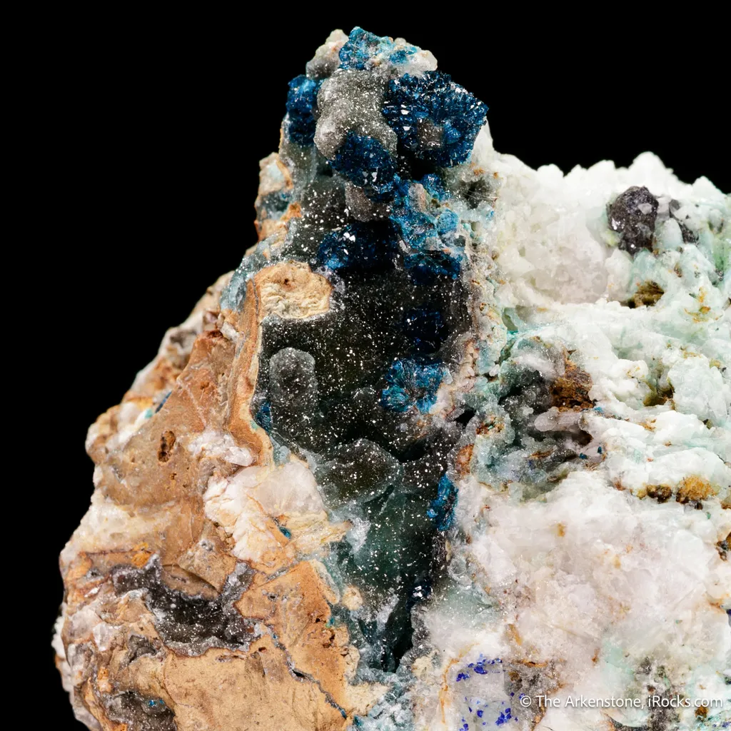 Veszelyite, Dongchuanite - image 2