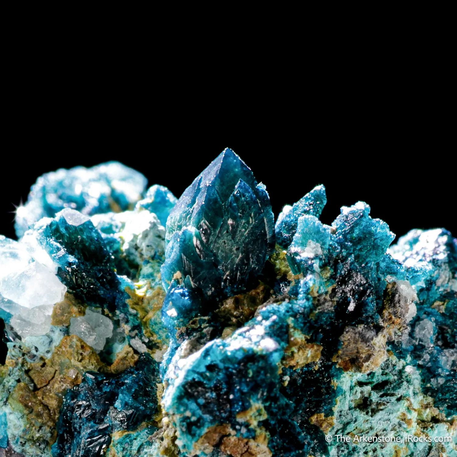 Veszelyite, Dongchuanite on Molybdenite - image 4
