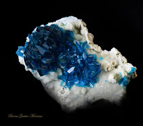 Veszelyite - image 2