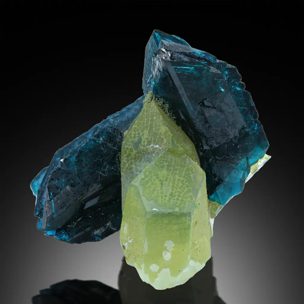 Veszelyite from USA, Montana, Black Pine Mine image