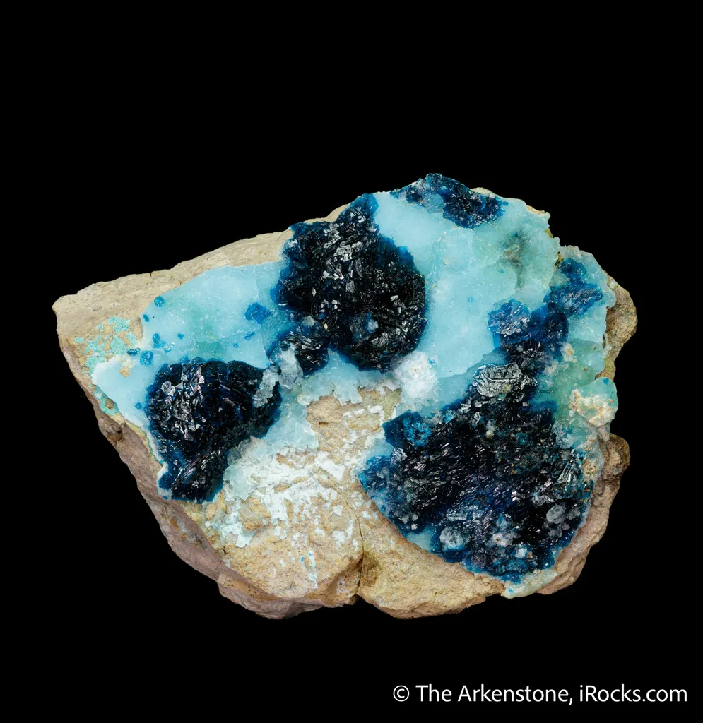 Veszelyite on Hemimorphite image