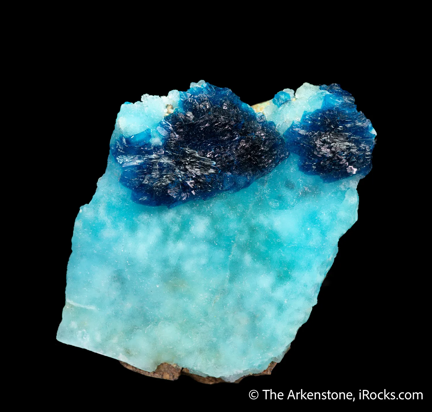Veszelyite on Hemimorphite - image 1