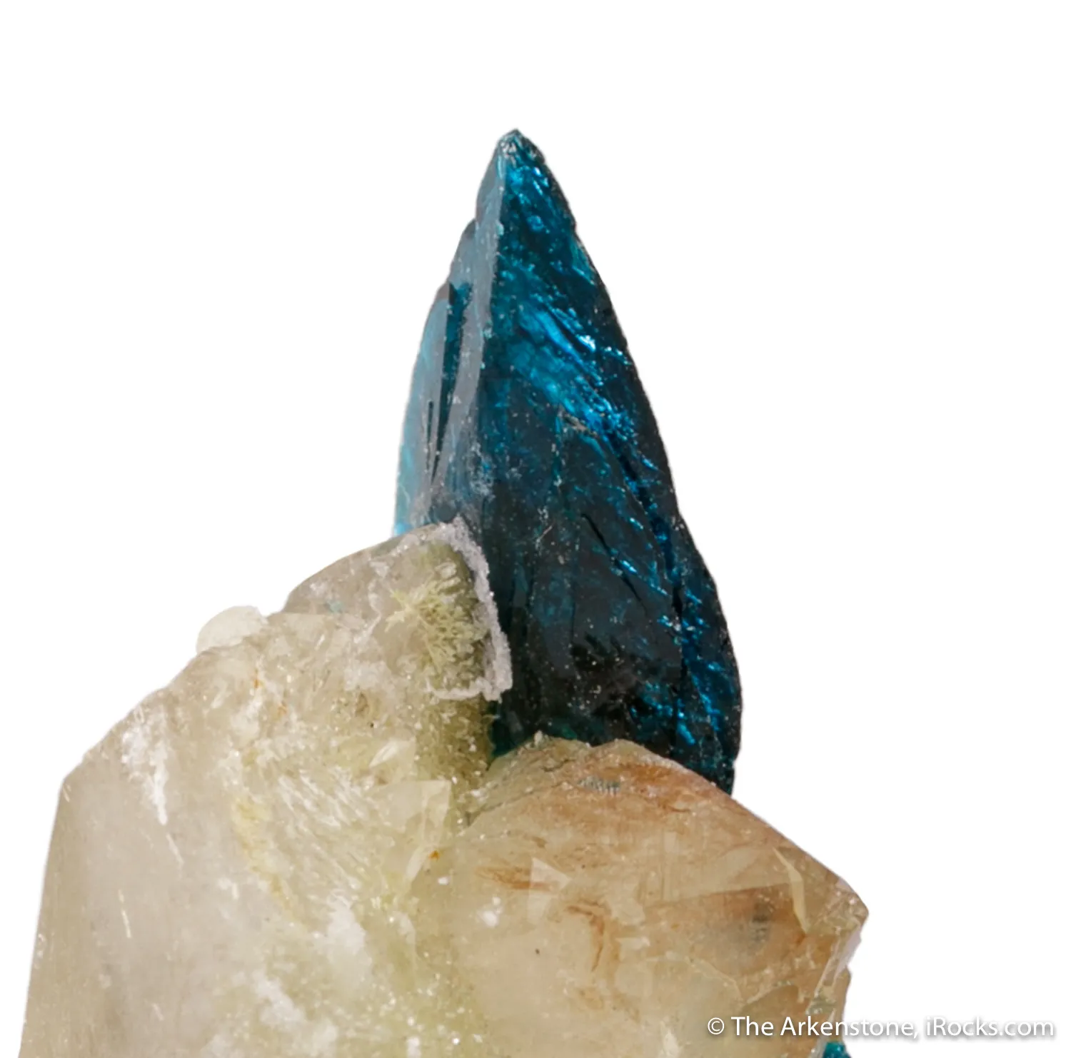 Veszelyite on Quartz - image 3