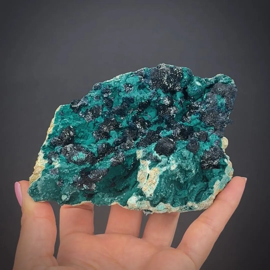 Veszelyite on Zincolibethenite - image 1