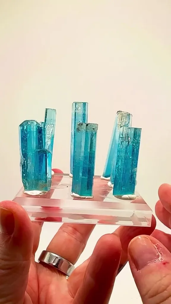 VIETNAM Aquamarine COLOR ON ANOTHER LEVEL image