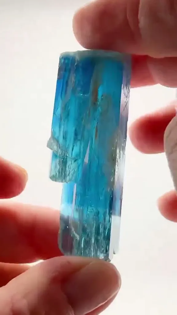 VIETNAM Aquamarine DOUBLE TROUBLE - image 4