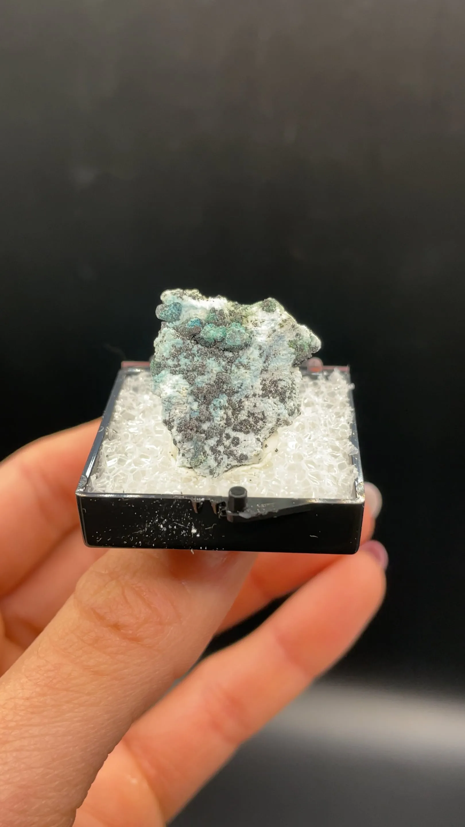 Villamaninite with Calcite - image 2