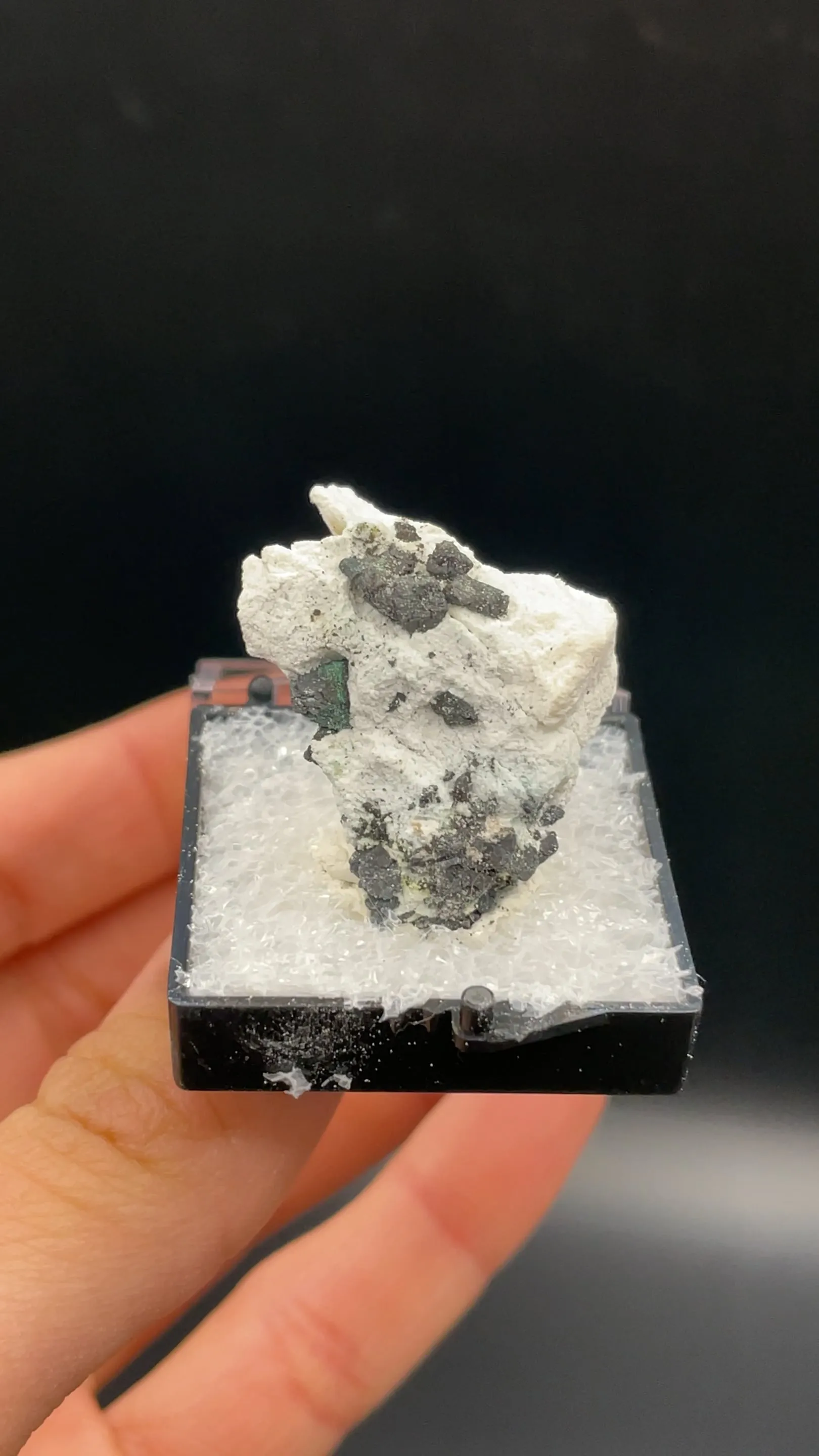 Villamaninite with Calcite - image 2
