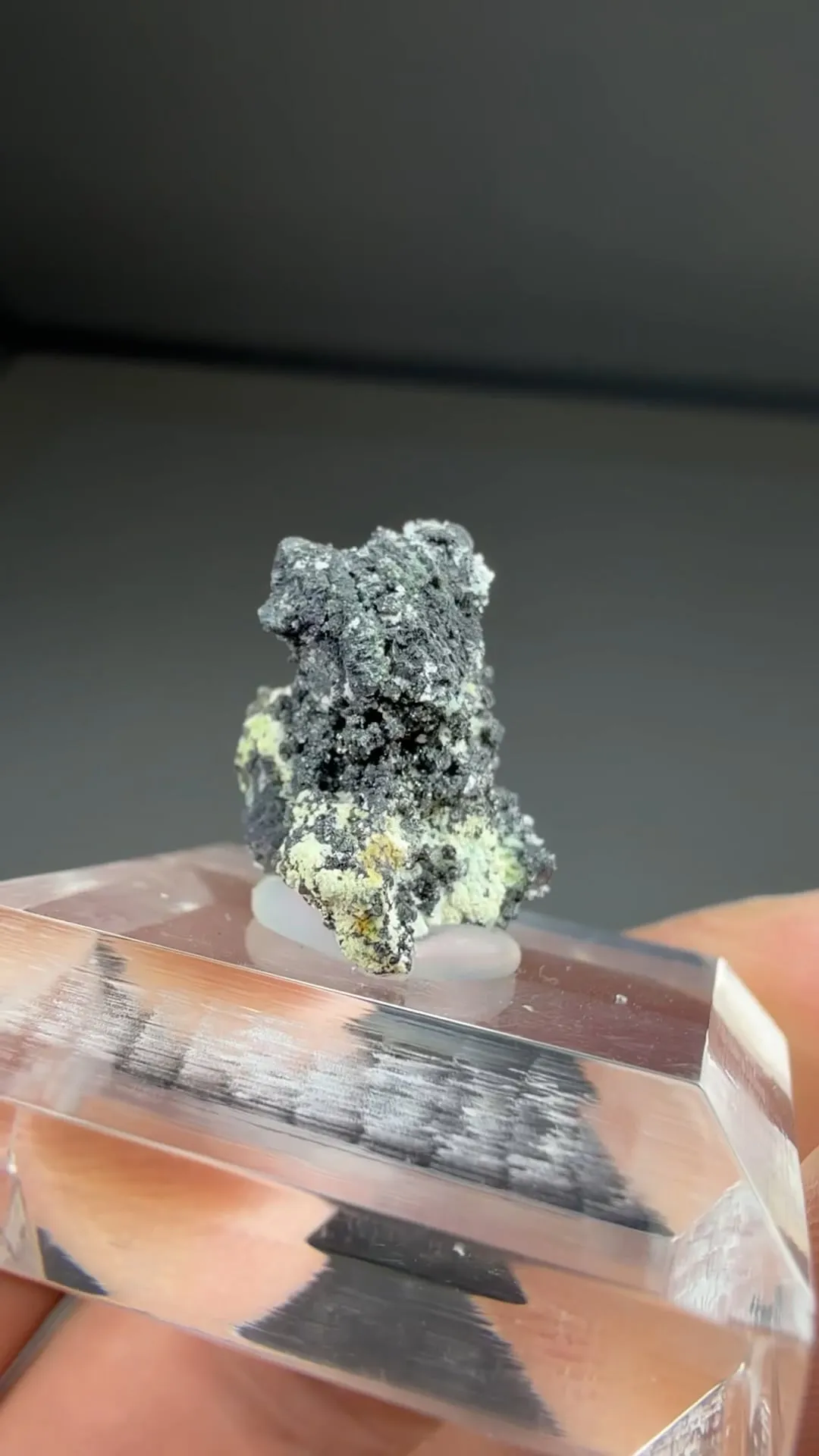 Villamaninite with Calcite - image 2