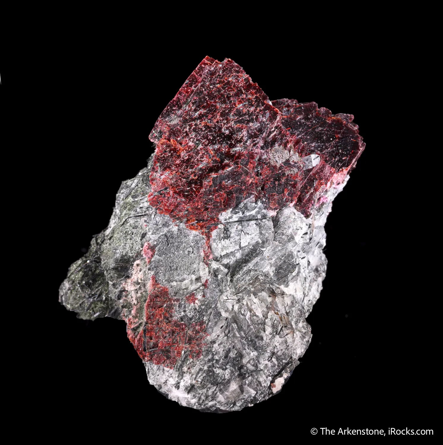 Villiaumite on Aegirine - image 4