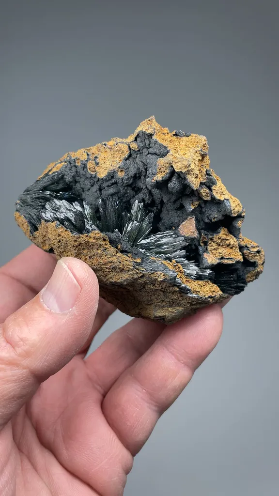Vivianite - image 2