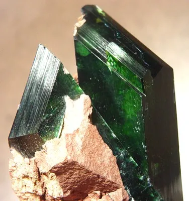 Vivianite image