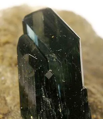 Vivianite - image 3