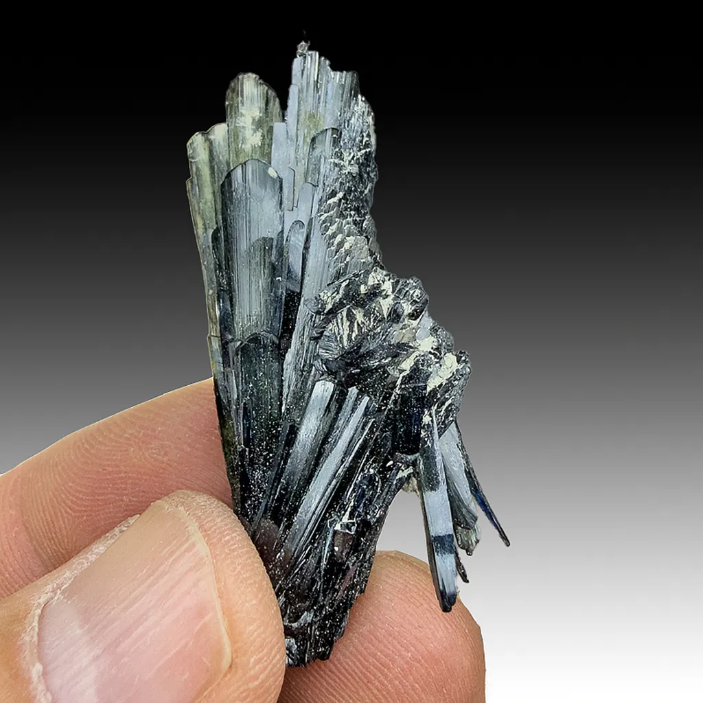 Vivianite image