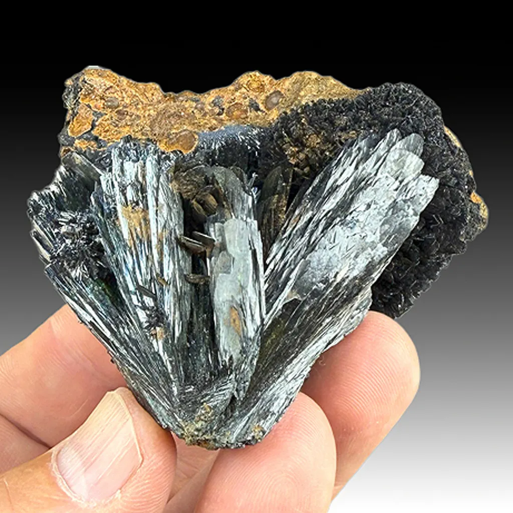 Vivianite image