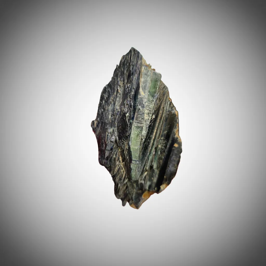 Vivianite image