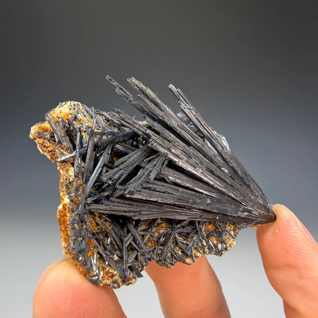 Vivianite - image 2
