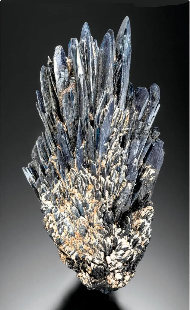 Vivianite image