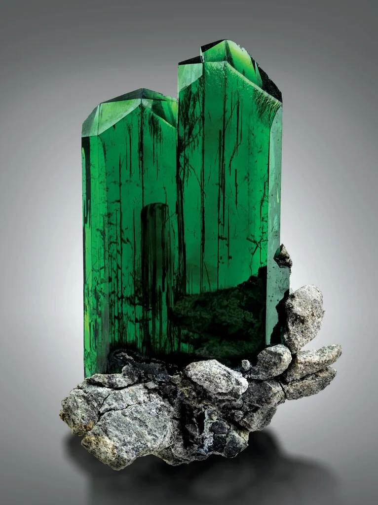 Vivianite from Roșia Poieni Mine, Alba County, Romania image