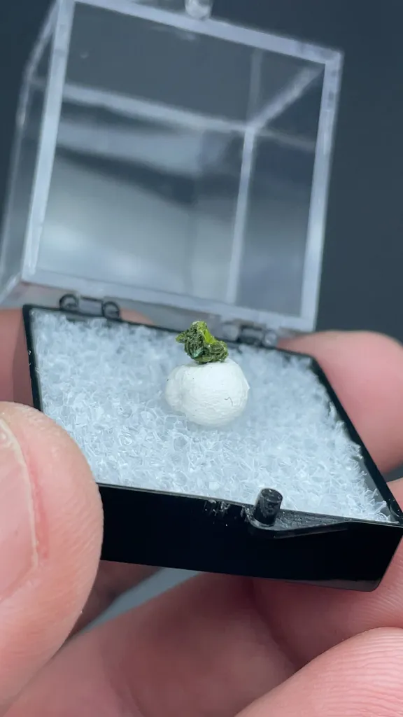 Volborthite - image 2