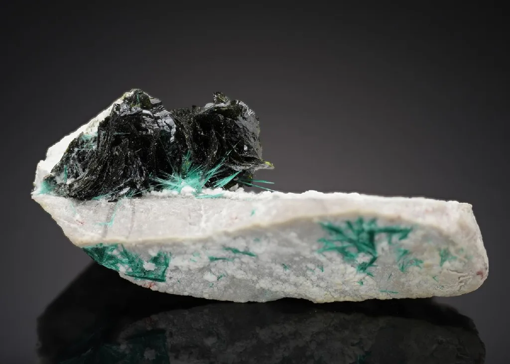 Volborthite image