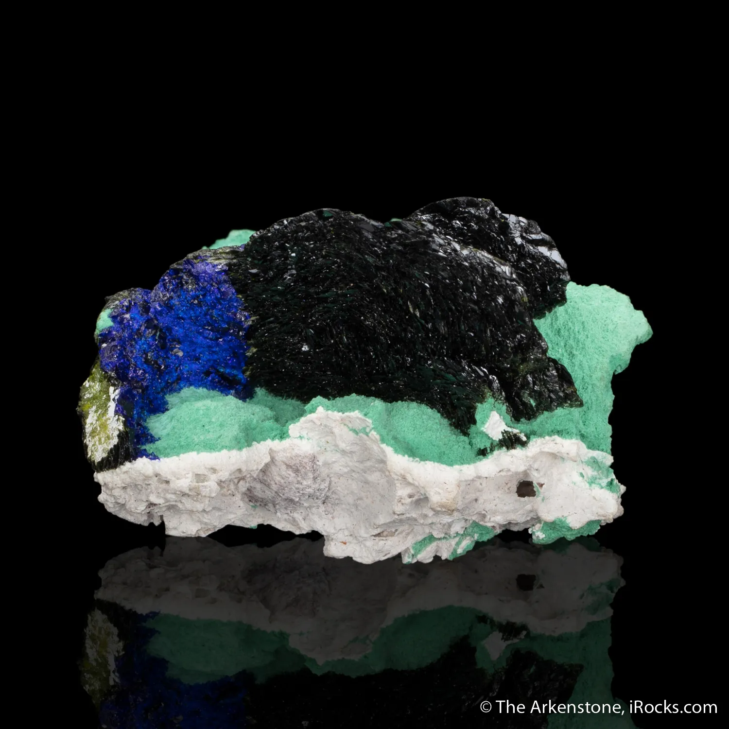Volborthite and Azurite on Malachite - image 6
