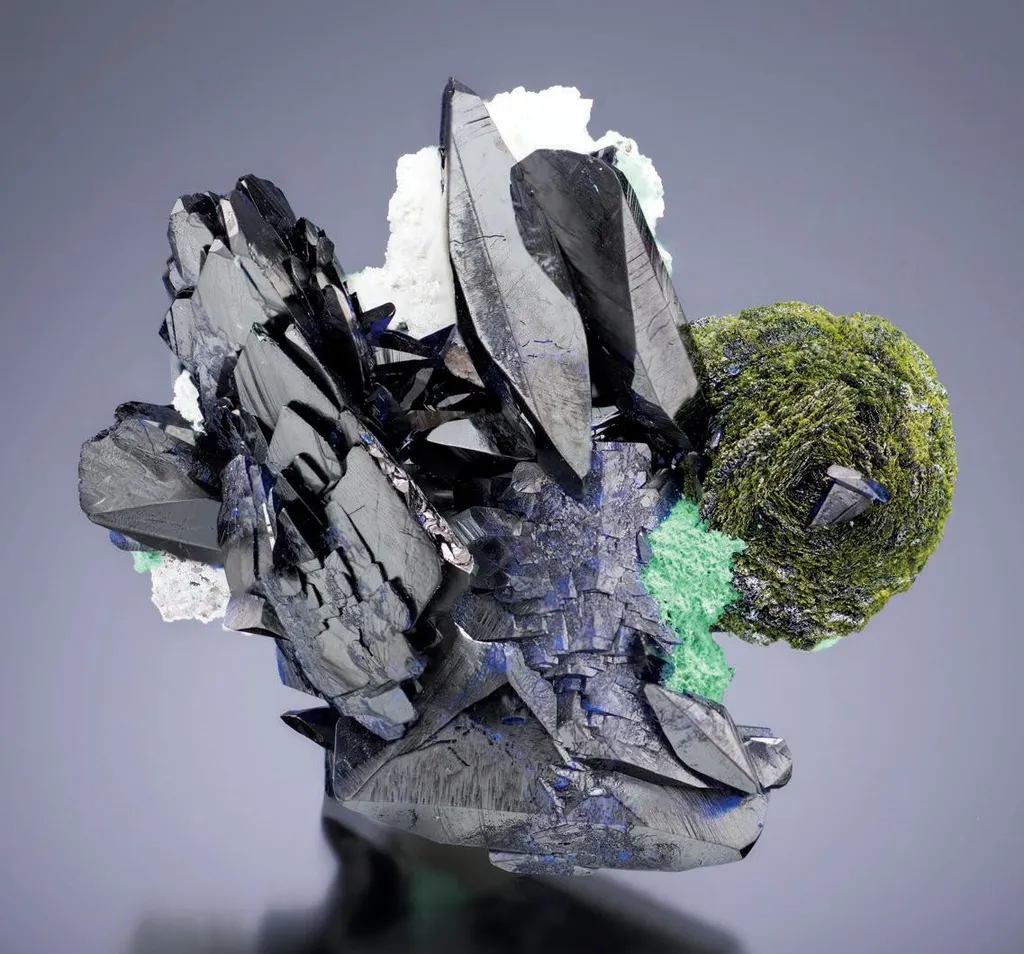 Volborthite, Malachite, Azurite image