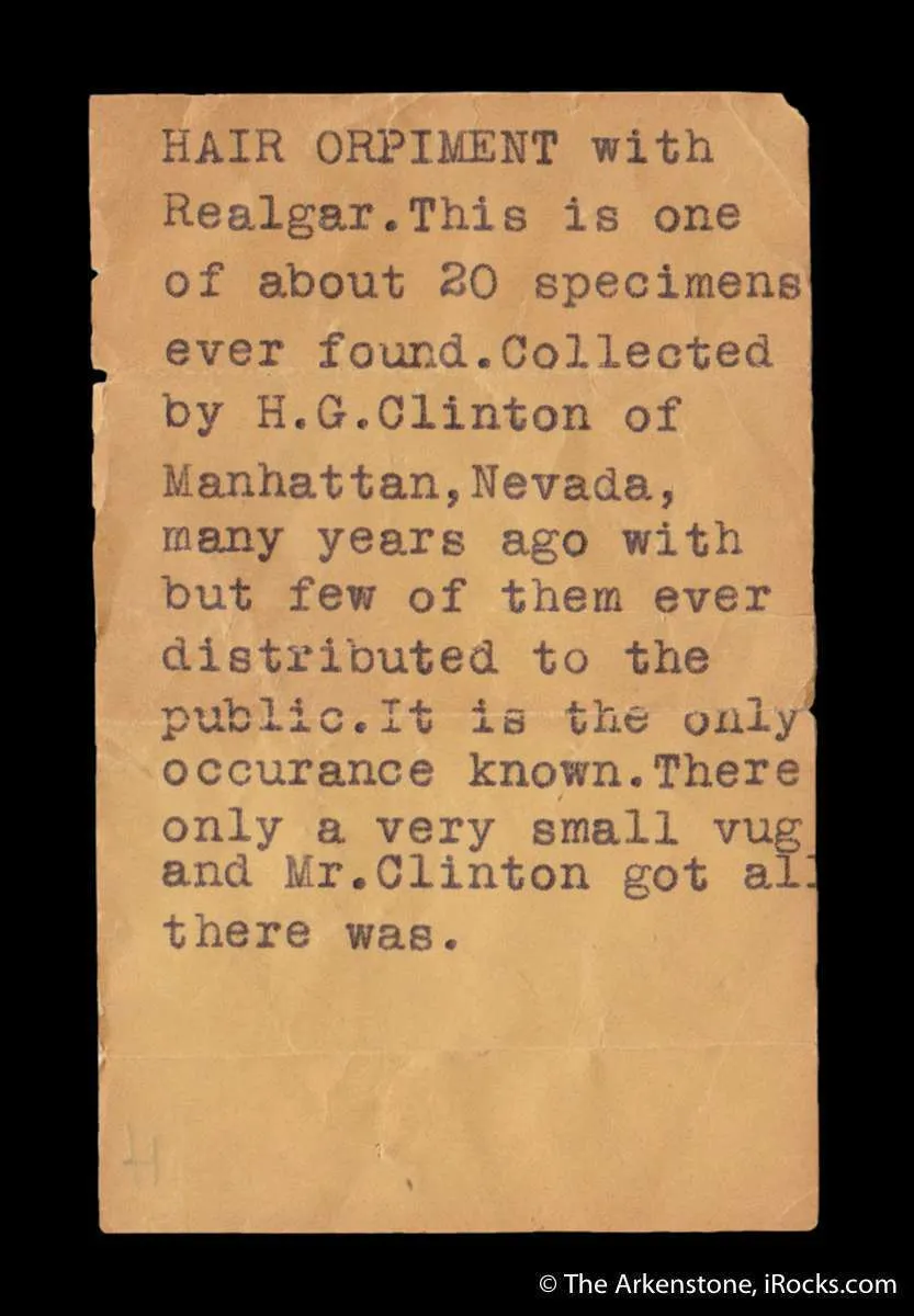 Wakabayashilite on Calcite - image 8