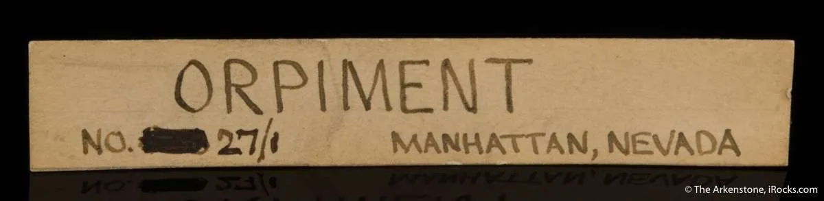 Wakabayashilite on Calcite - image 10