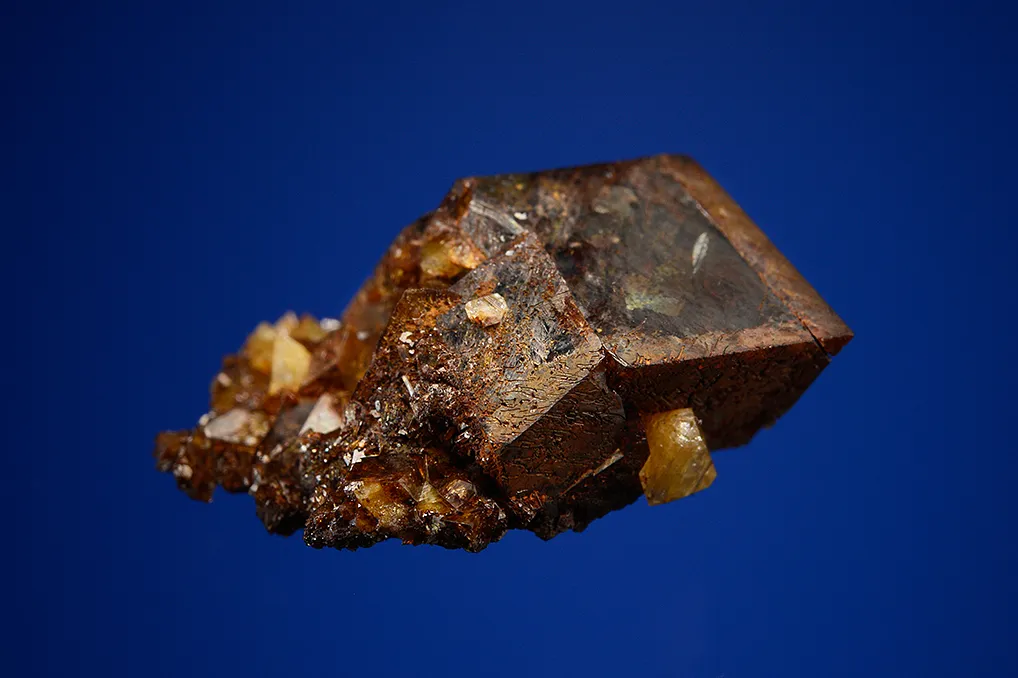 Wardite with Siderite - image 3
