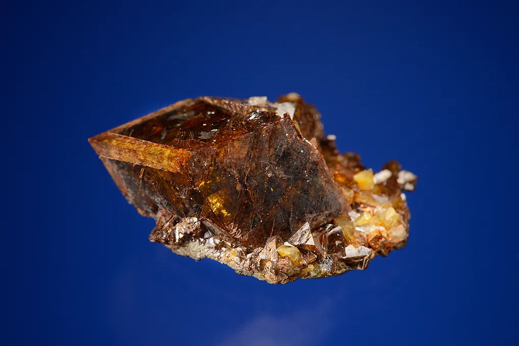 Wardite with Siderite - image 4