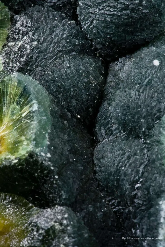 Wavellite - image 3