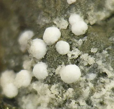 Wavellite, Augelite - image 2