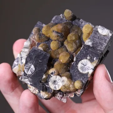 Wavellite