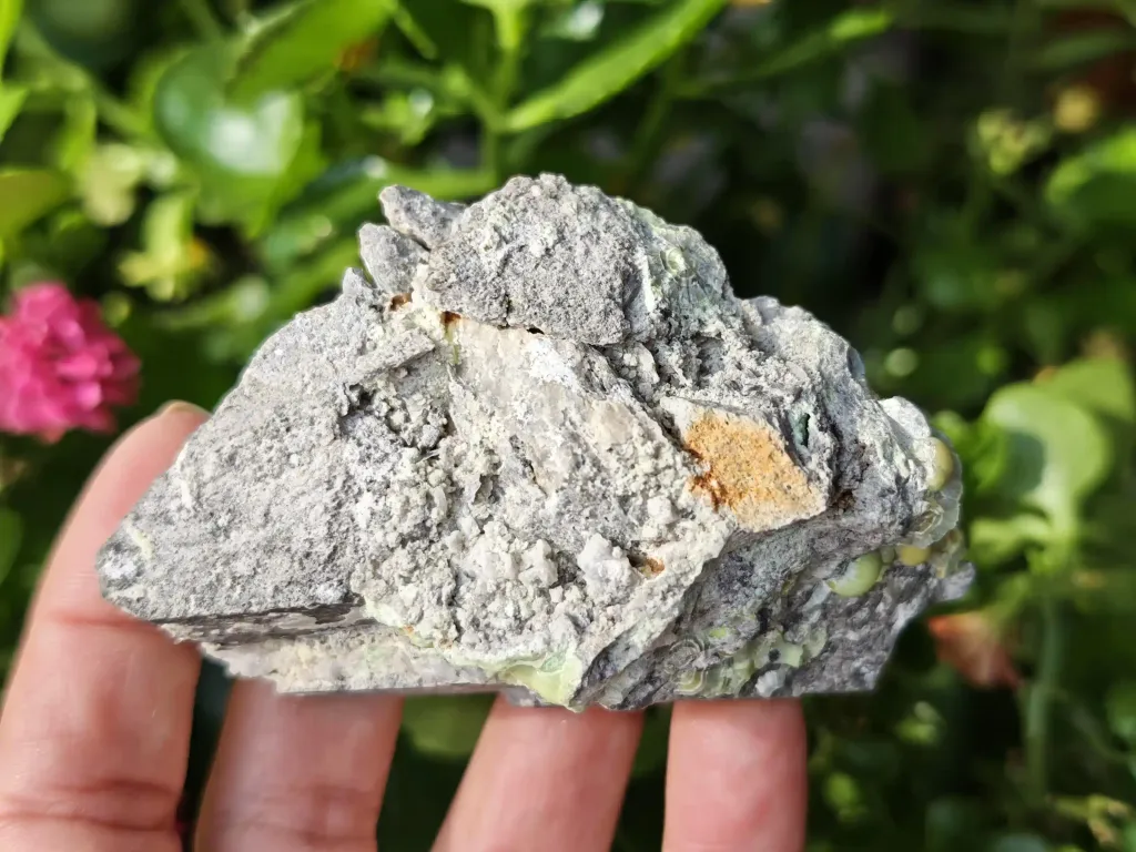Wavellite from Arkansas, USA. Lime green wavellite spheres and slightly lustrous, with a strong and defined crystal structure - image 6