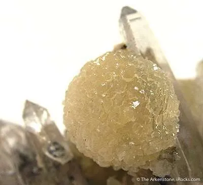 Wavellite on Quartz - image 2