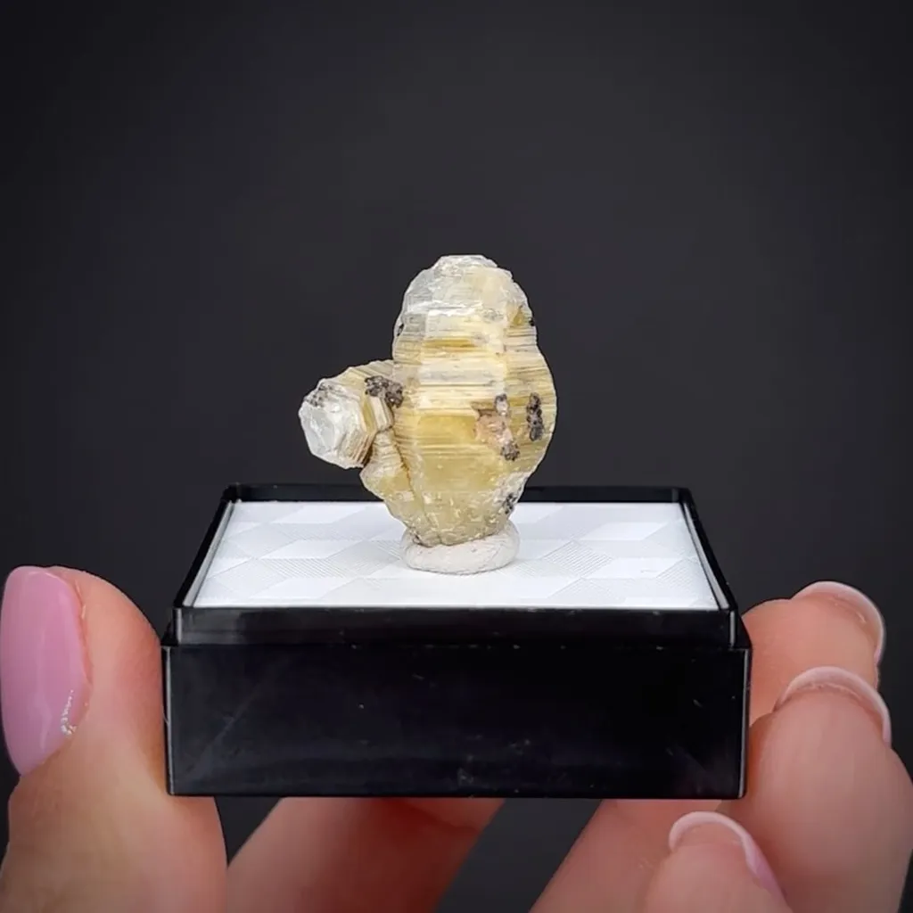 Weloganite - image 2