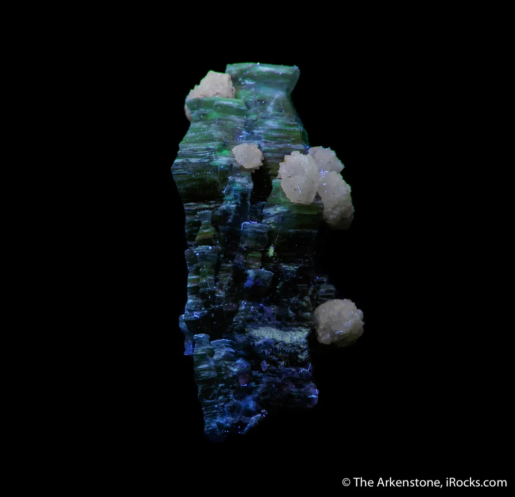 Weloganite (fluorescent) and Strontianite (fluorescent) - image 6