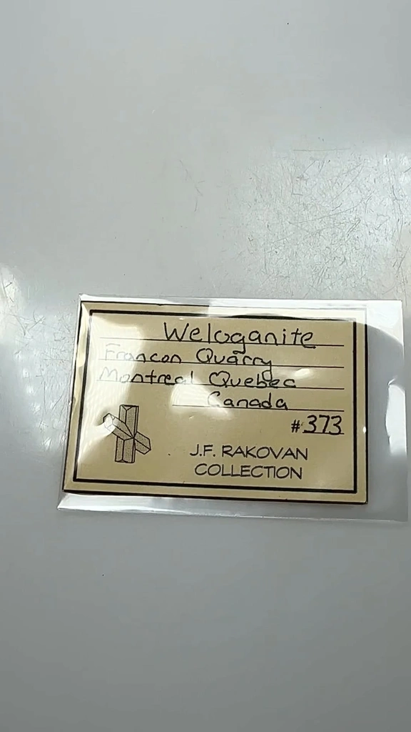 Weloganite from Francon quarry, Québec, Canada - image 2