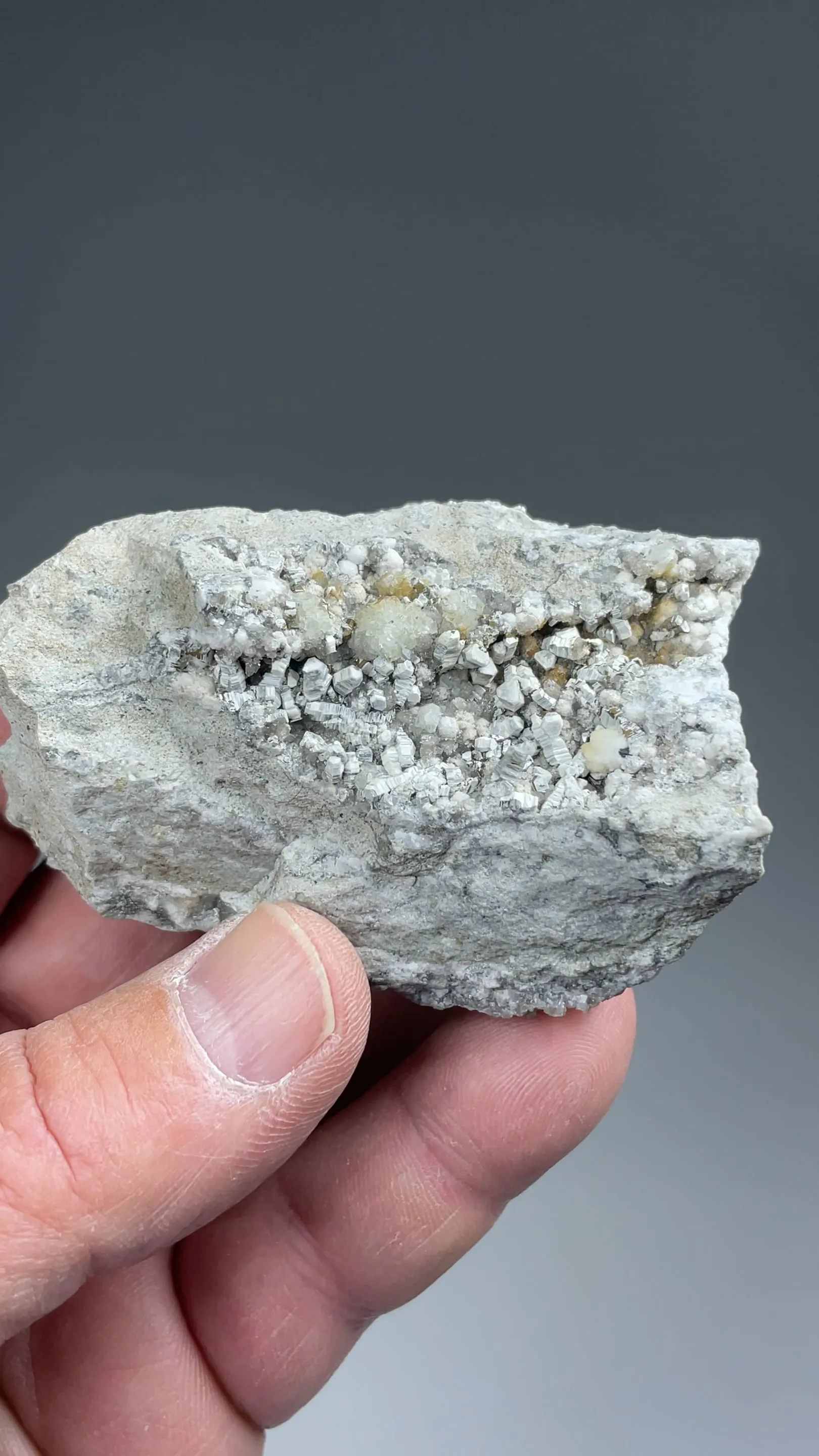 Weloganite with Franconite, Quartz, Dawsonite - image 2