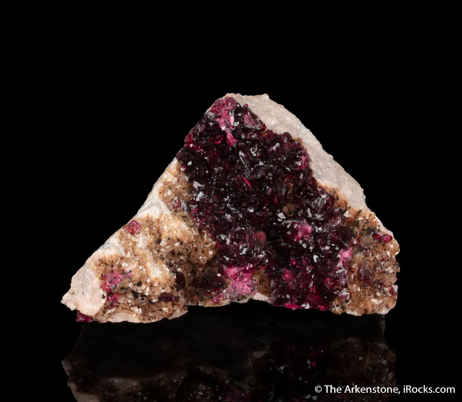 Wendwilsonite on Dolomite (co-type locality) - image 1