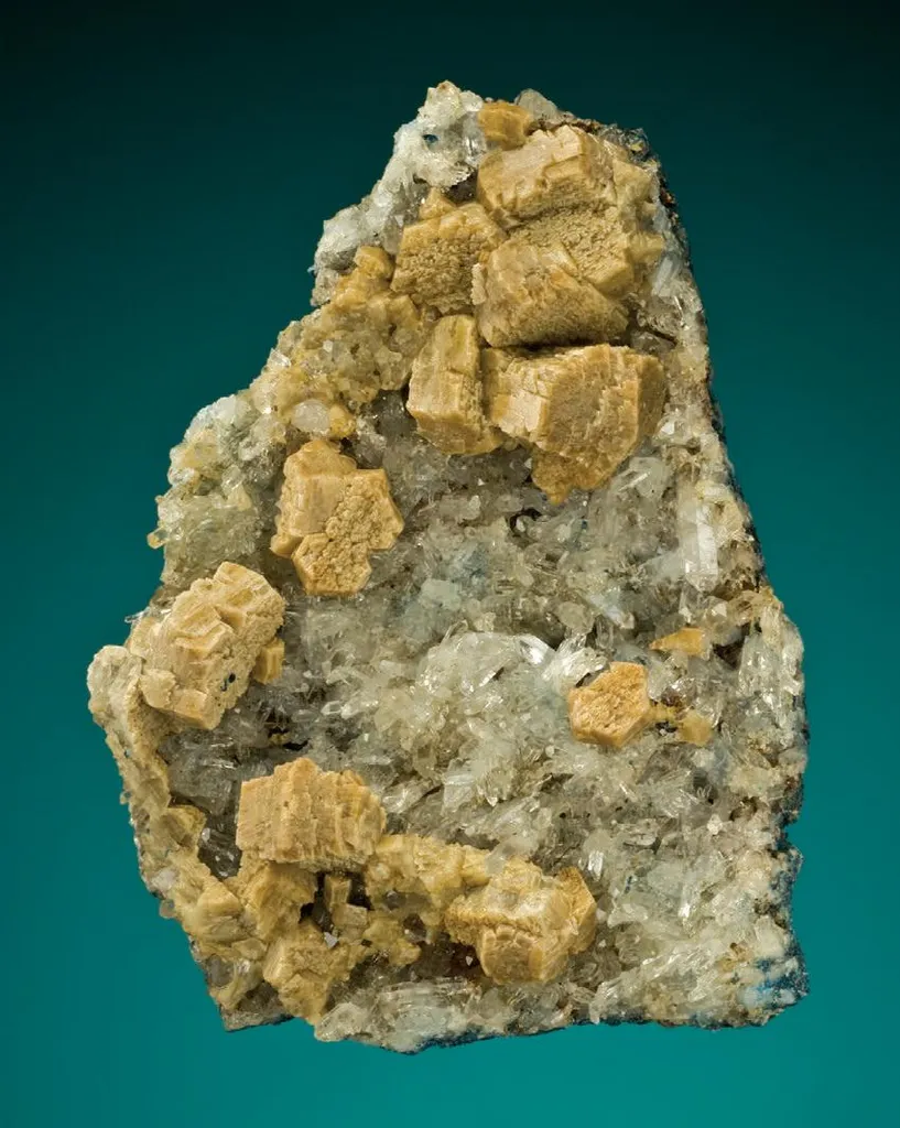 Whiteite-(CaFeMg) image