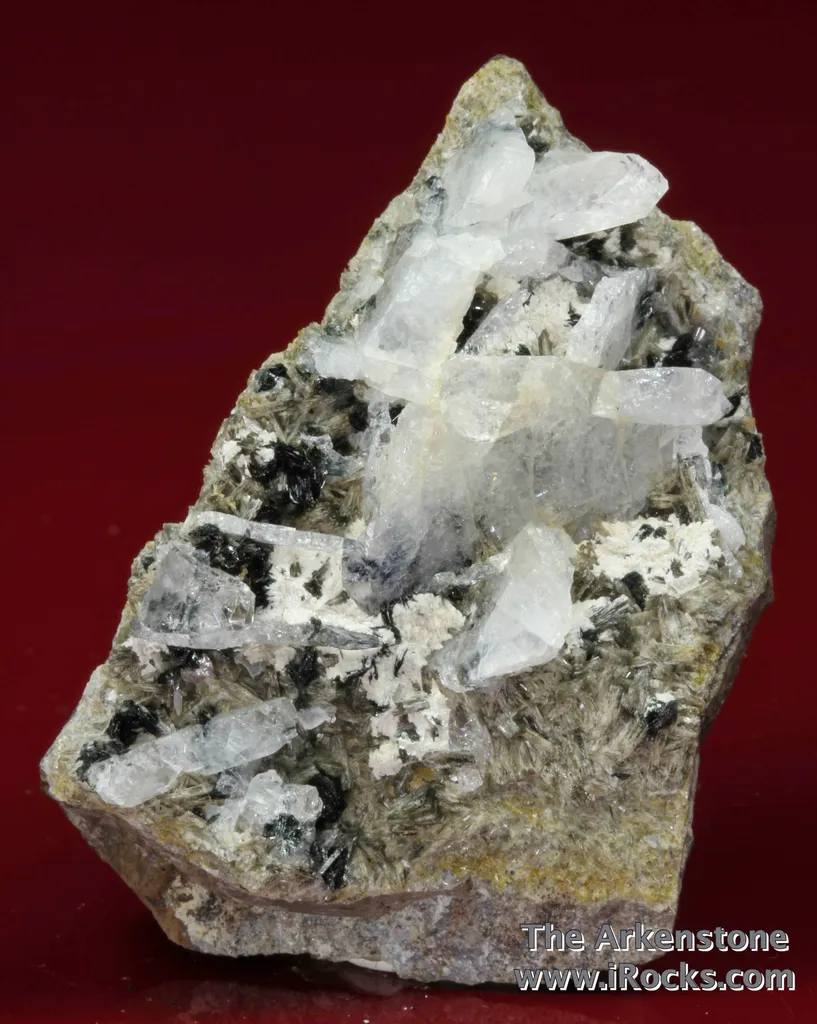 Whitlockite with Arrojadite (KFe), Kulanite, Nahpoite and Quartz image